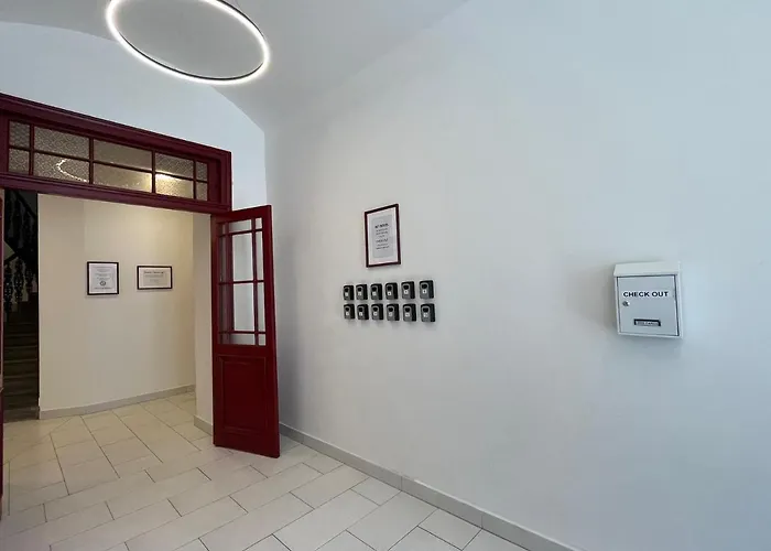 Figaro شقة فندقية 4*