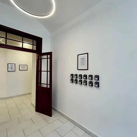 Figaro Aparthotel Prague